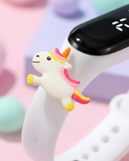 unicorn white watch - detail