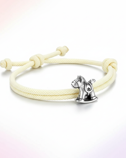 white unicorn bracelet - white-bg